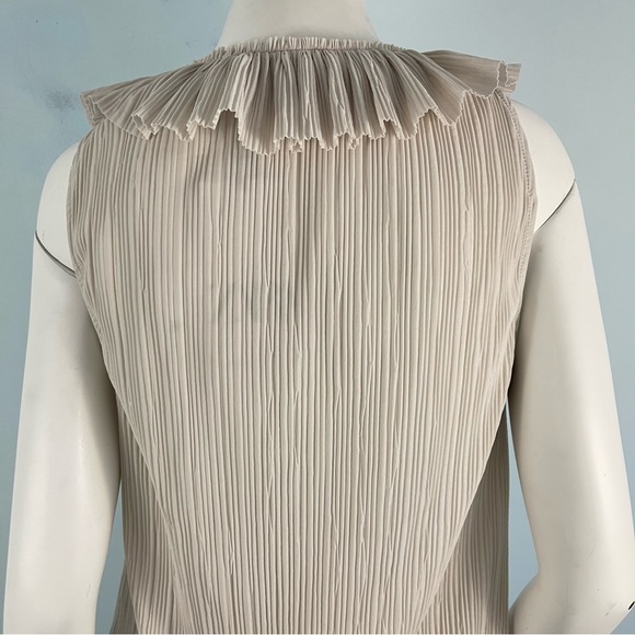 Zara Sleeveless V-neck Rufle Pleated Tie Front Top Blouse Size M - Picture 8 of 15